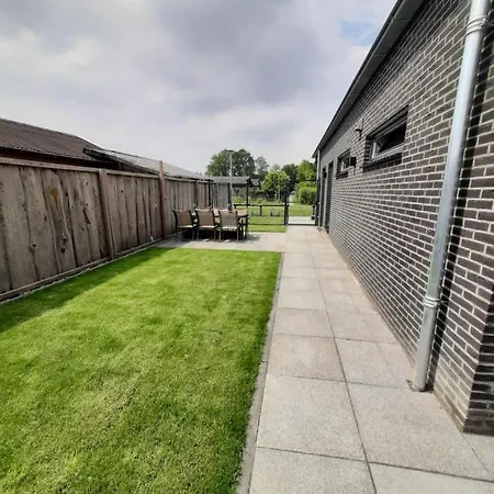 Vakantievilla 10 Km Honden Welkom Omheinde Tuin Sauna Buitenbad * Dirkshorn