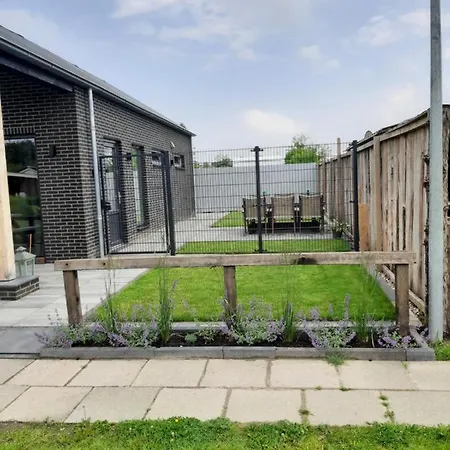 Vakantievilla 10 Km Honden Welkom Omheinde Tuin Sauna Buitenbad 빌라 Dirkshorn