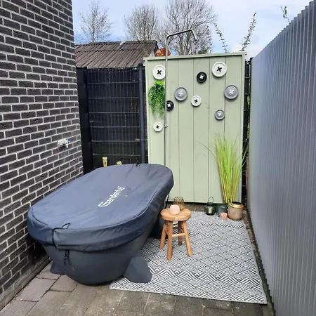 Vakantievilla 10 Km Honden Welkom Omheinde Tuin Sauna Buitenbad Dirkshorn