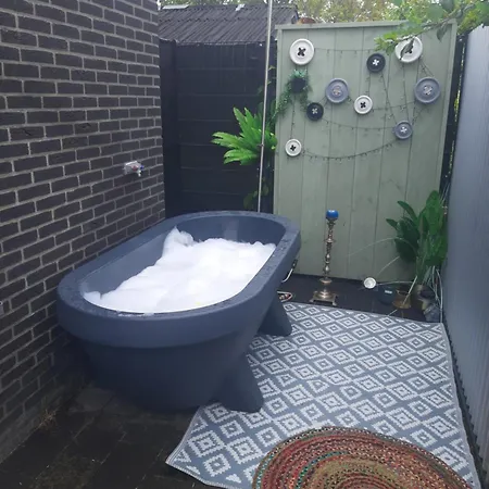 Vakantievilla 10 Km Honden Welkom Omheinde Tuin Sauna Buitenbad *
