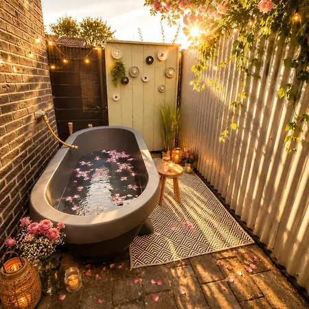 וילה Vakantievilla 10 Km Honden Welkom Omheinde Tuin Sauna Buitenbad *