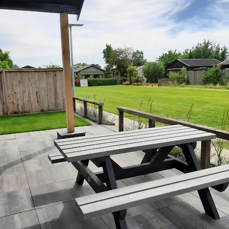 Vakantievilla 10 Km Honden Welkom Omheinde Tuin Sauna Buitenbad Dirkshorn