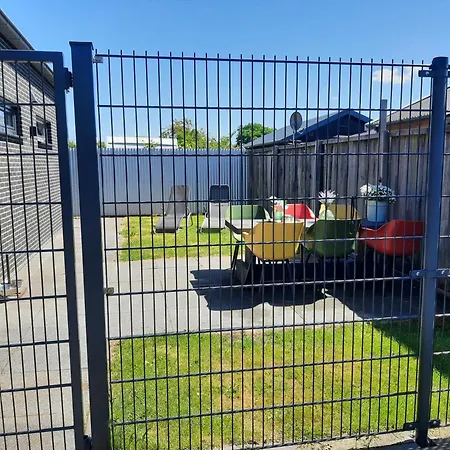 Vakantievilla 10 Km Honden Welkom Omheinde Tuin Sauna Buitenbad *